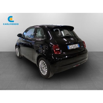 Fiat 500 e Action