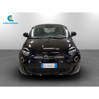Fiat 500 e Action
