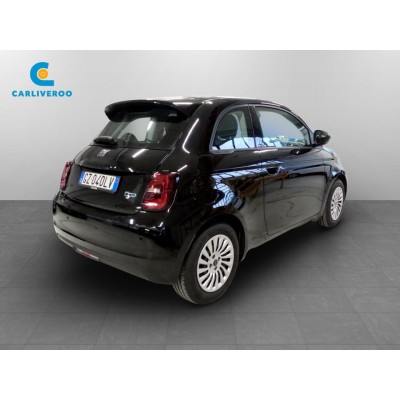 Fiat 500 e Action