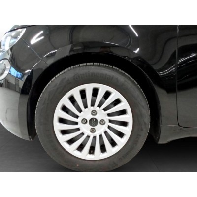 Fiat 500 e Action